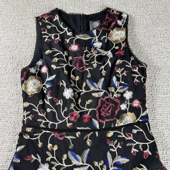 Vince Camuto Sleeveless Colorful Floral Dress Black Women’s Size 4 - Picture 2 of 16